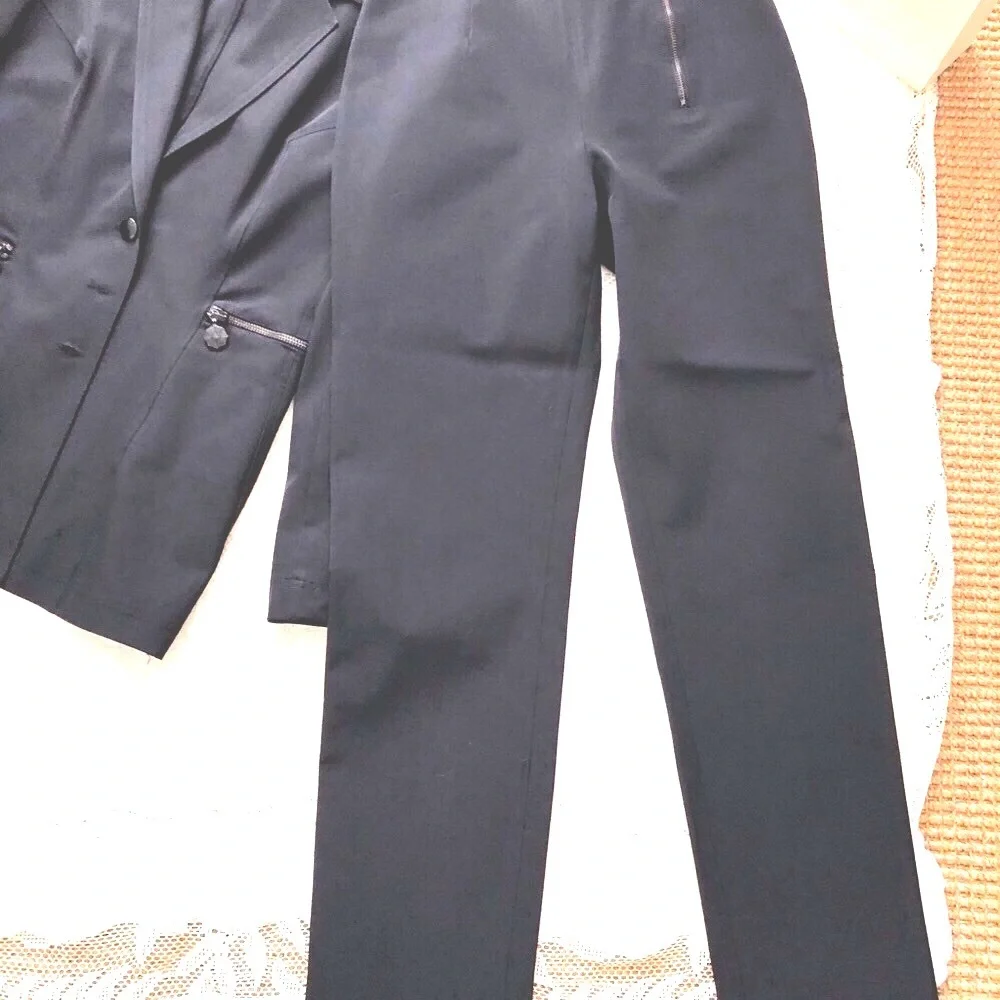 European/Paris boutique purchased S7-8 tux/suit. cocktails,vacation.Amazing - Picture 4 of 8